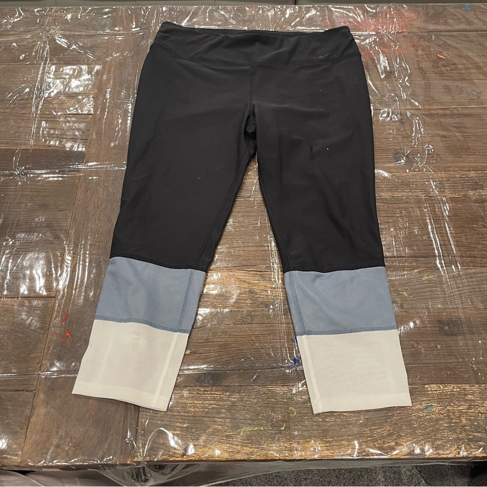 NIKE Colorblock Leggings - Black, Gray, and Cream
